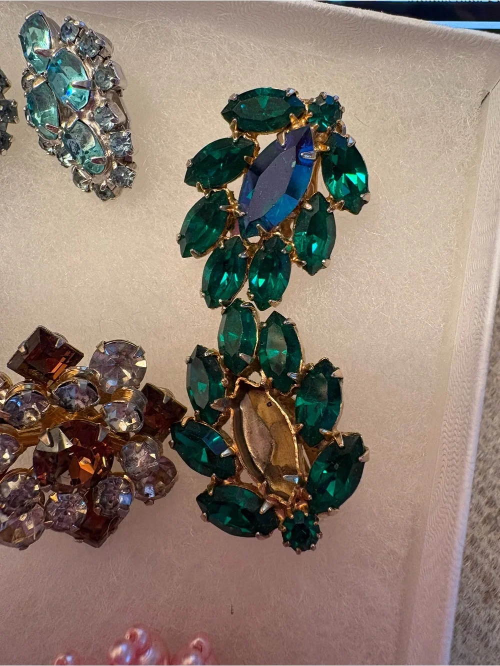 Vintage Aurora Borealis Earrings - Women Jewelry - Picture 2 of 5